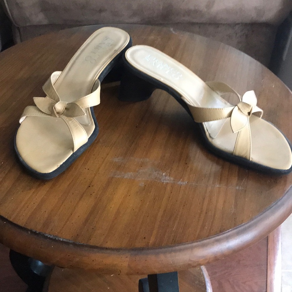 Shoes - Picture 2 of 2